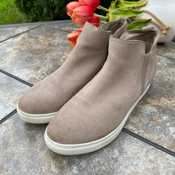 Blondo Taupe Suede Leather Georgette Waterproof Booties Womens Side Zip Size 9 - Picture 2 of 11